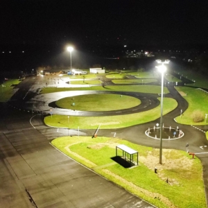 Die Beleuchtungsanlage bei Nacht